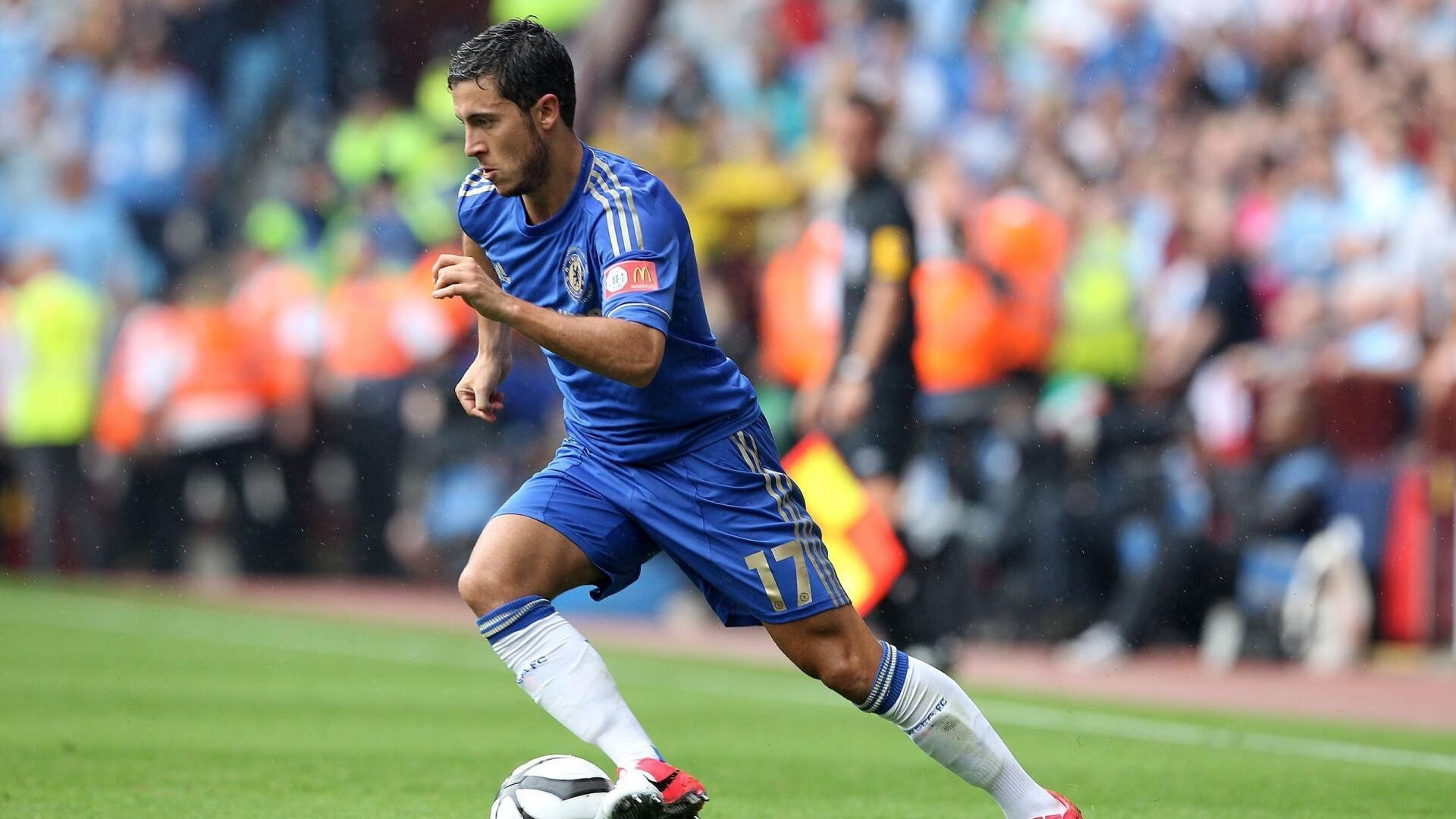 开云体育登陆入口-俱乐部通过数据对比分析发现控球与得分之间的转化待提高，俱乐部球队